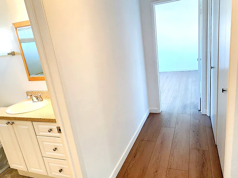 1246 Brockton Ave #5 — Photo 16