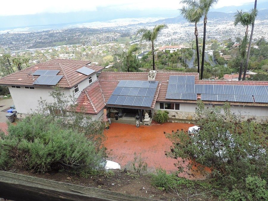 1st image of 4965 Mount Helix Dr