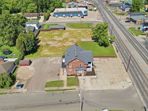 3727 Lincoln Way E, Massillon, OH 44646