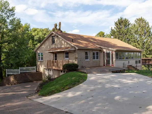 640 18th Ave, East Moline, IL 61244