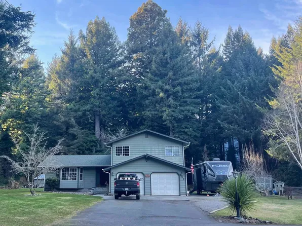 250 Katie Ln, Crescent City, CA 95531