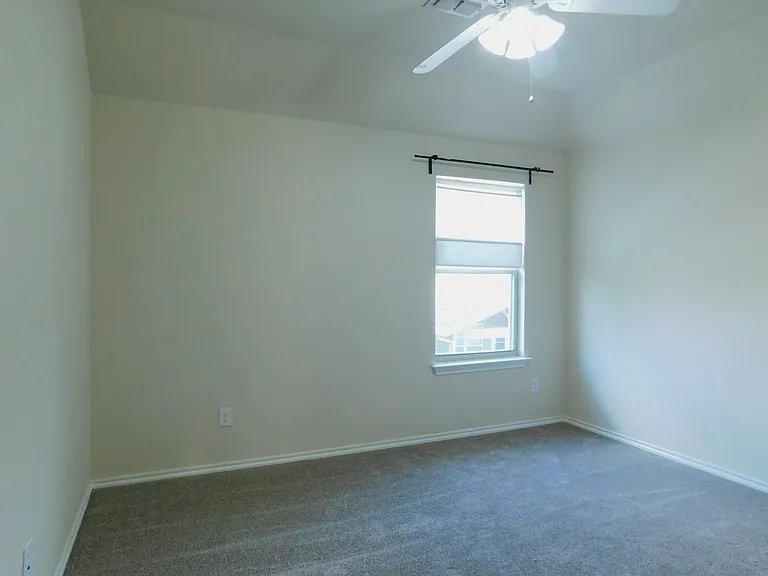2925 Morning Star Dr — Photo 29