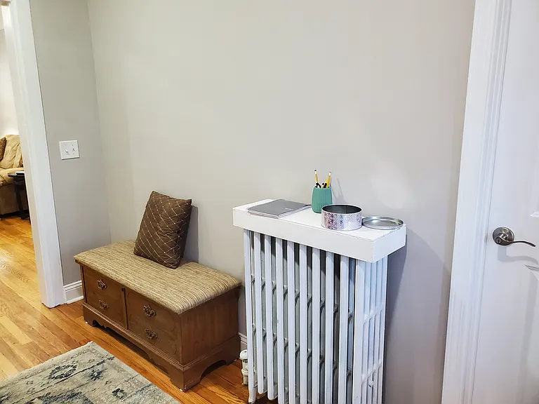 210 S Lynn Ave — Photo 16