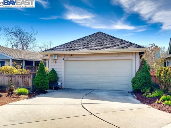 233 Brighton Ct, Alameda, CA 94502
