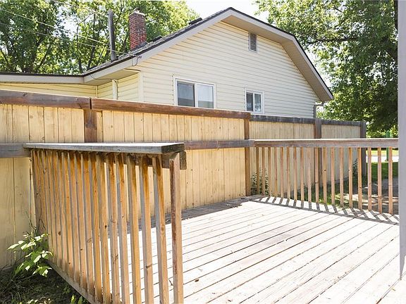 5th image of 1450 15th STREET W