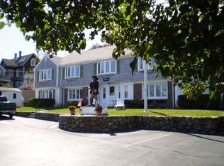 10 Beach St, Rockport, MA 01966