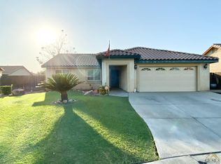 7813 Hubble Ct, Bakersfield, CA 93307