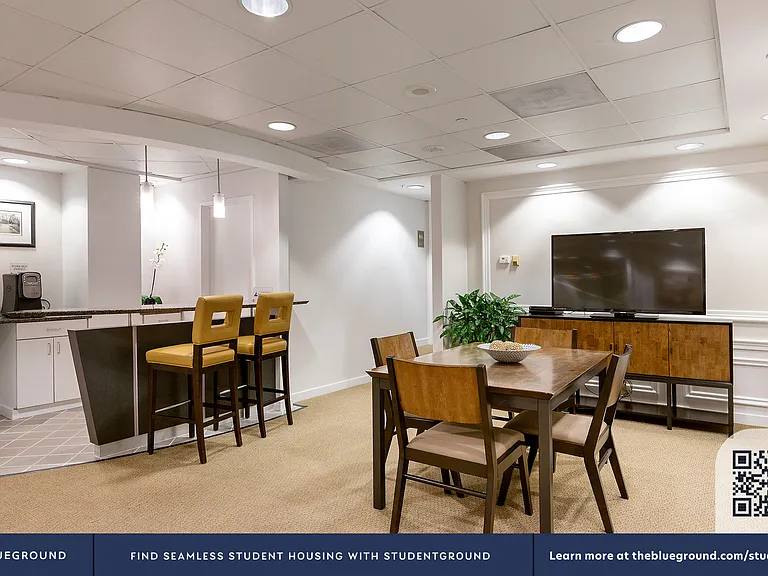Building's Lounge