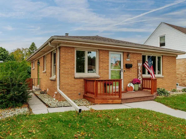 2569 S 94th STREET, West Allis, WI 53227