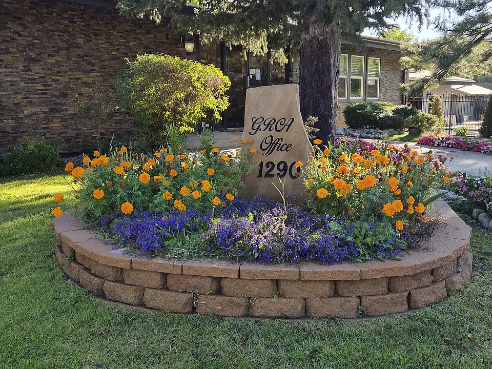 501 Golden Cir #312