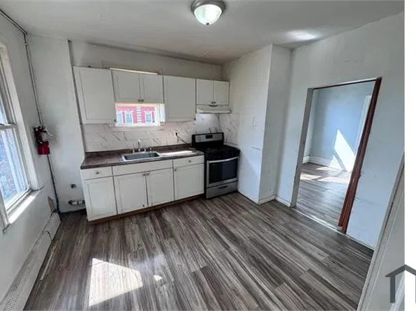 193 Market St #3, Perth Amboy, NJ 08861