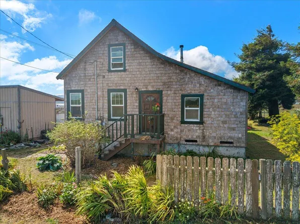 1796 Port Kenyon Rd, Ferndale, CA 95536