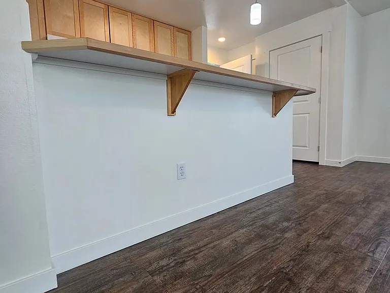 2249 N Airport Rd — Photo 12
