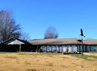 1782 S Deer Ridge Dr, Nixa, MO 65714