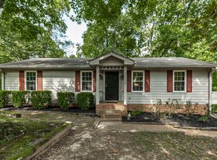 1065 Hilltop Rd, White House, TN 37188