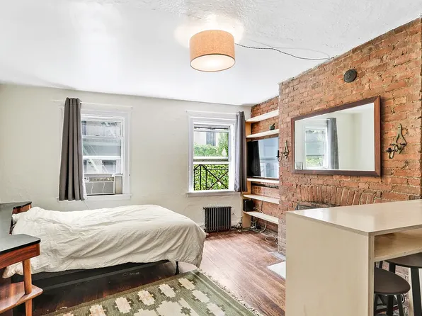 729 Greenwich St #J30, New York, NY 10014