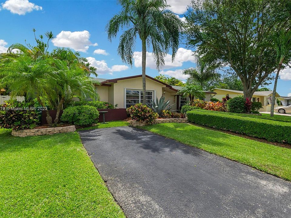 10465 SW 124th Ct, Miami, FL 33186 MLS A11387319 Zillow