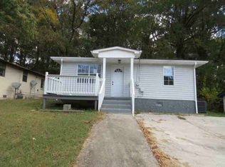 202 N Bogle St, Dalton, GA 30721