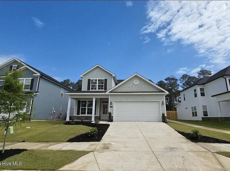 1st image of 668 Ronaldsay Road