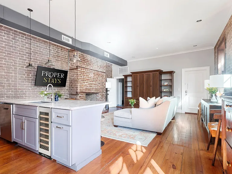 184 E Bay St #201 — Photo 14