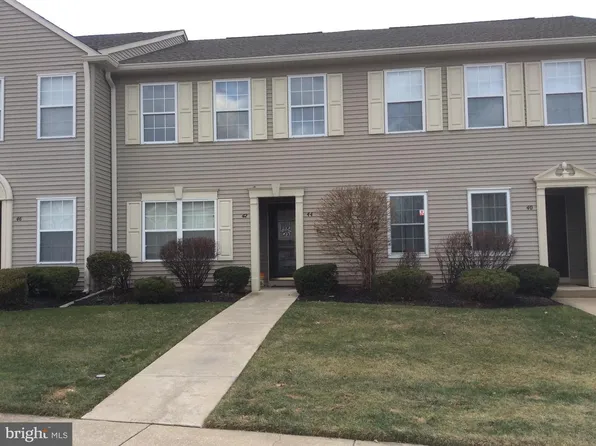 42 Foxglove Dr #42, Delran, NJ 08075