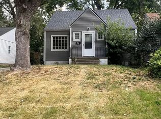 210 N Lincoln Ave, Springfield, IL 62702