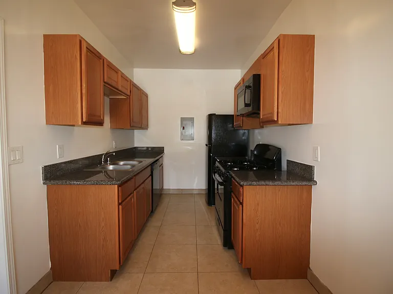 Westmoreland Apartments LLC — Photo 25