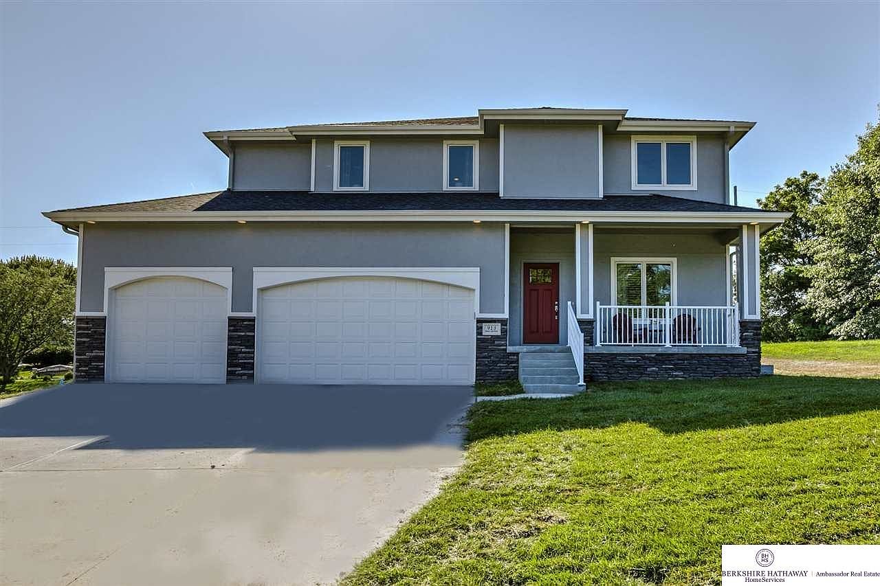913 Beaver Lake Blvd, Plattsmouth, NE 68048 Zillow