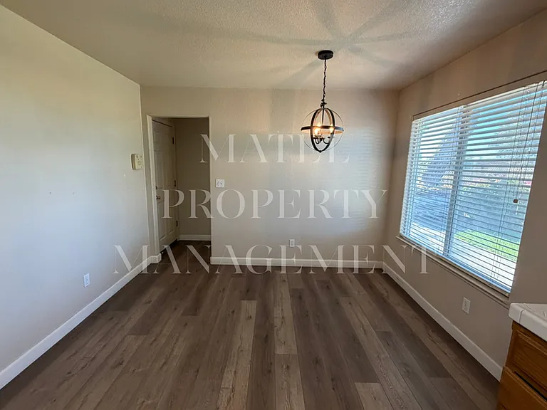 12642 Delaware Rd — Photo 5