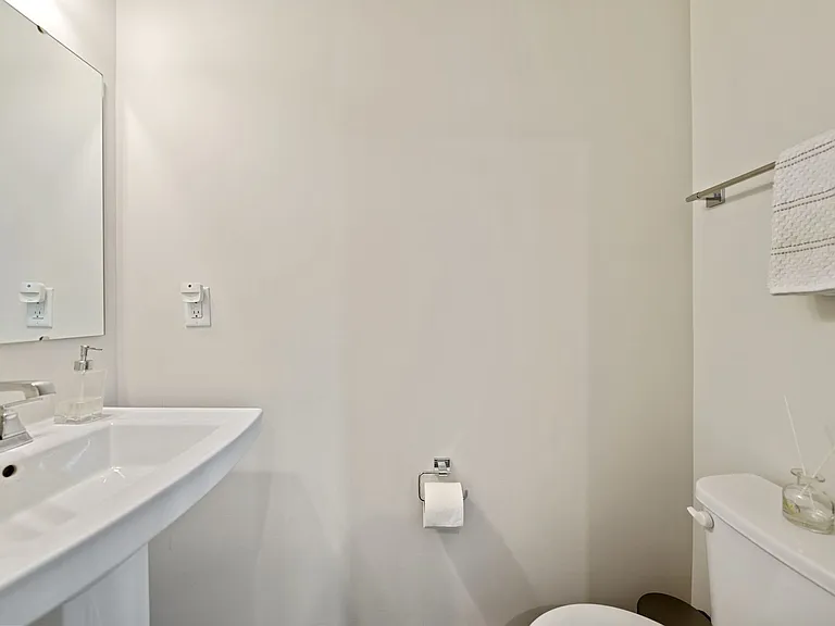 4763 Randall Rd — Photo 13
