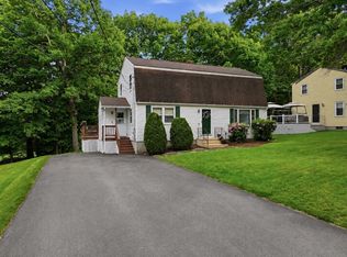 3 Barrows Rd, Worcester, MA 01609
