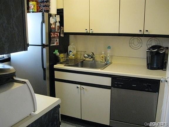 5th image of 211 Towne House Vlg #211
