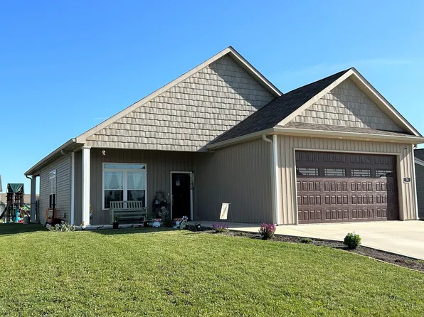 70 Briarwood Ct, Greencastle, IN 46135