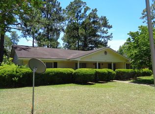 2814 Falcon Ln, Albany, GA 31721