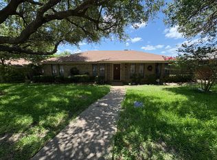 104 Charles St, Desoto, TX 75115