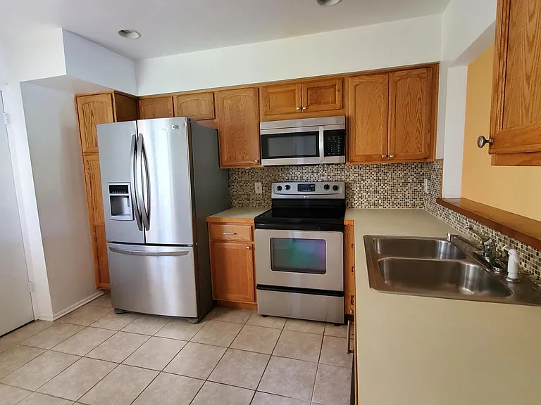 4340 Middlebrook Rd — Photo 5
