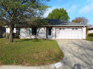 6302 Elm Springs Dr, Arlington, TX 76001
