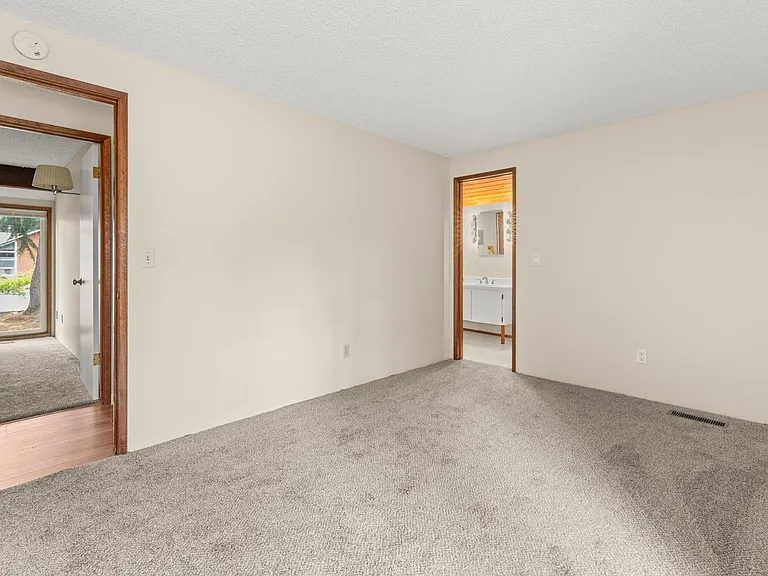 20329 SW Rock Ct — Photo 31