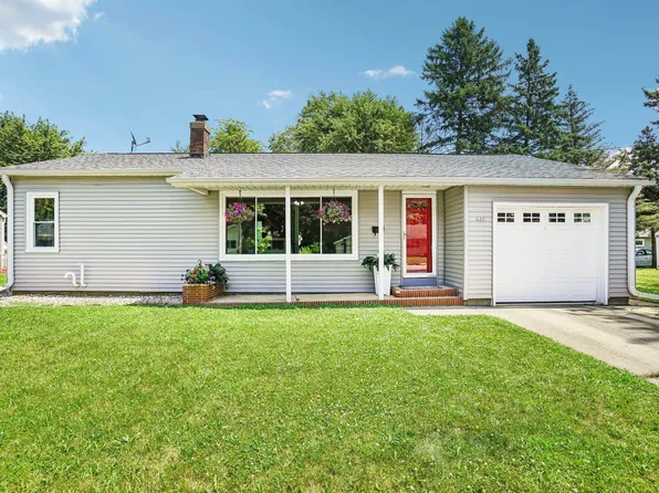 220 7th St, Prairie Du Sac, WI 53578