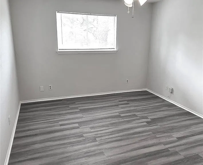 702 Lyle West Ave #C — Photo 11