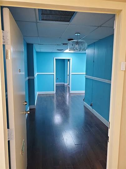 1st image of 540 NW 165th St #15739277