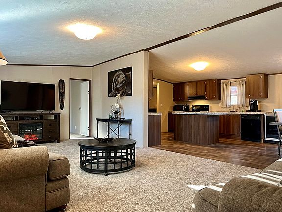 4th image of 118 Ashley Ln