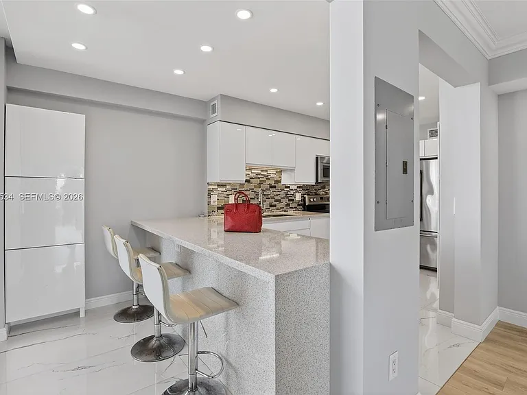 3370 Hidden Bay Dr #1501 — Photo 7