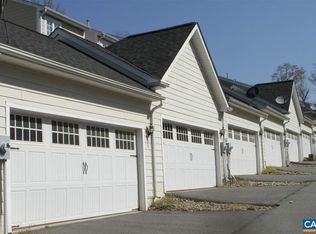 905 Bing Ln, Charlottesville, VA 22903