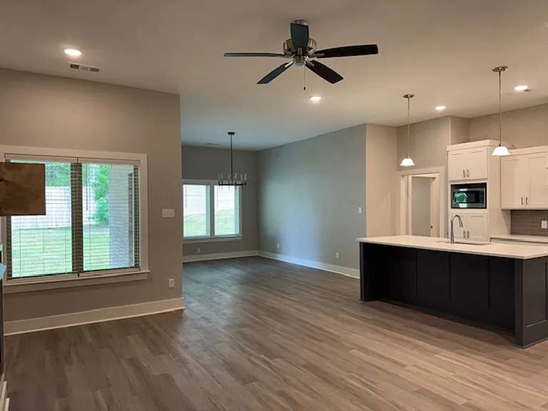 5021 Springwood Cir — Photo 4