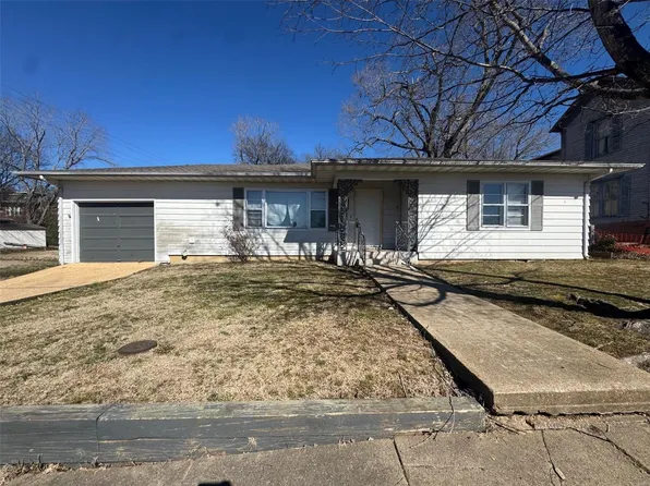 207 Plum St, Doniphan, MO 63935