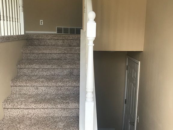 4th image of 2441 N 143rd Ave