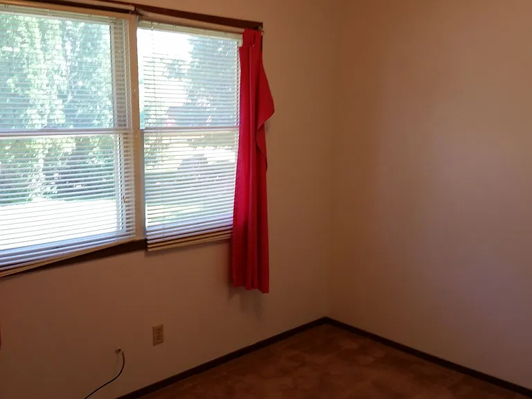 2823 Fandre Dr #2825 — Photo 32