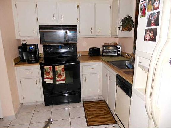 2nd image of 7624 NW 18th St APT 308