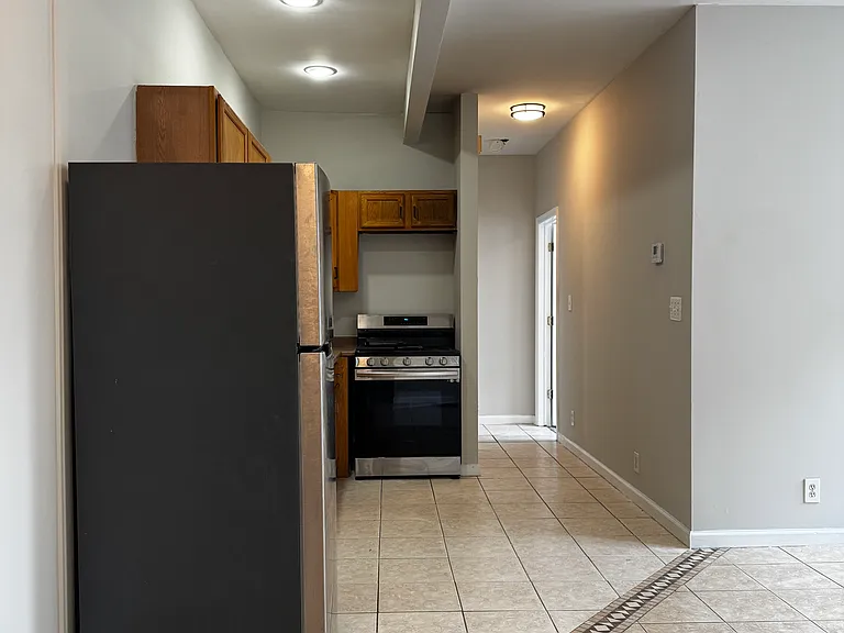 109 Irene St #1 — Photo 8